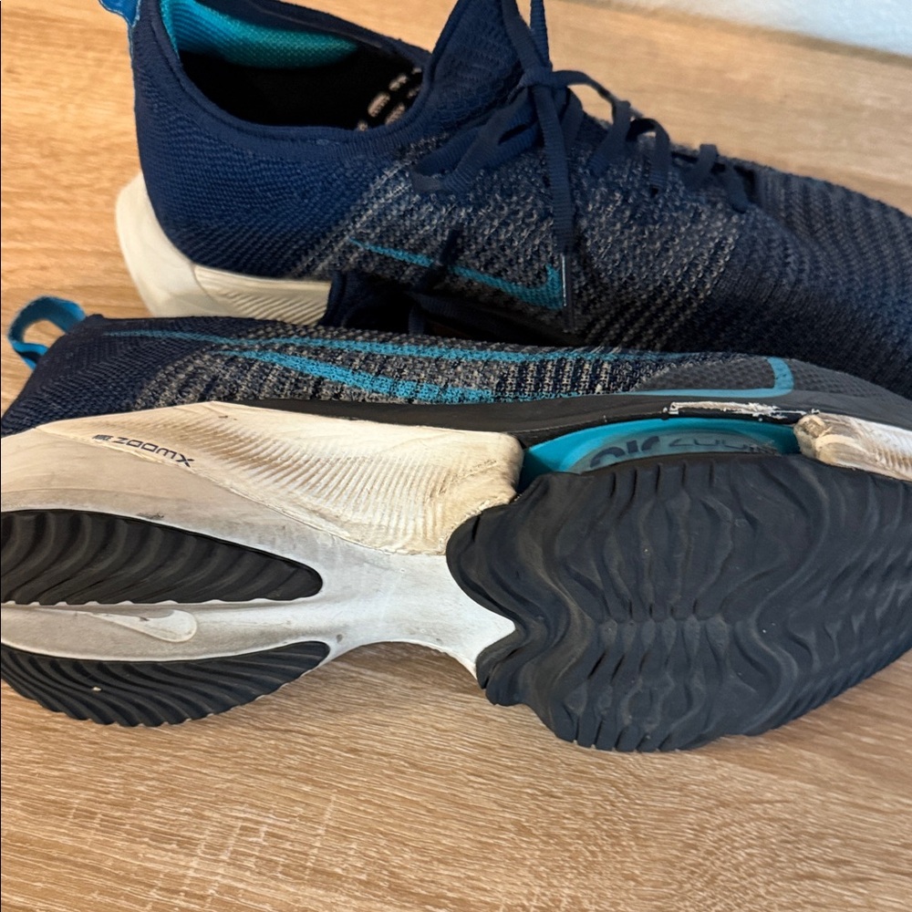 Nike Navy Blue Athletic Shoes - Picture 8 of 9